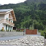 Chalet Oryx Apartment